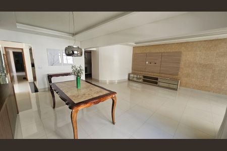 Sala de apartamento para alugar com 4 quartos, 163m² em Setor Bueno, Goiânia