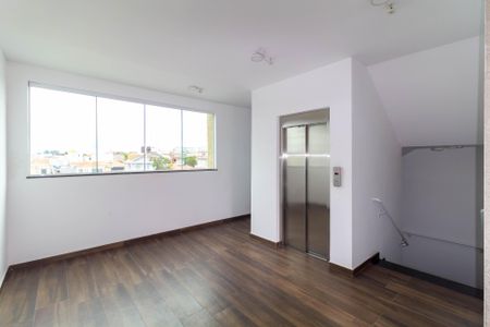 Apartamento para alugar com 47m², 2 quartos e sem vaga Apartamento para alugar com 47m², 2 quartos e sem vagaÁrea comum - Elevador