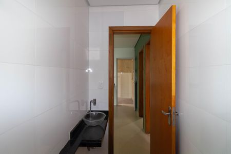 Apartamento para alugar com 47m², 2 quartos e sem vaga Apartamento para alugar com 47m², 2 quartos e sem vagaBanheiro Social