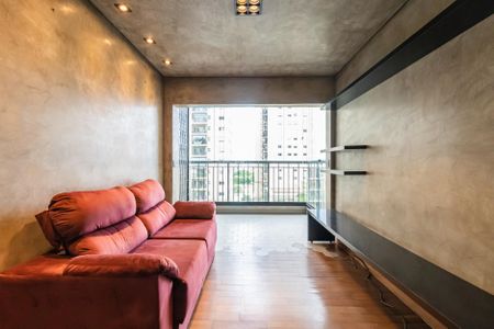 Sala de apartamento à venda com 2 quartos, 68m² em Jardim Tupanci, Barueri