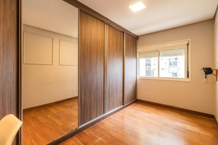 Apartamento à venda com 68m², 2 quartos e 1 vaga Apartamento à venda com 68m², 2 quartos e 1 vagaSuíte