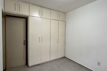 Quarto 2 de apartamento para alugar com 2 quartos, 70m² em Boqueirão, Santos
