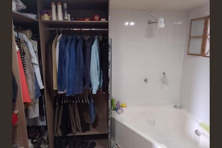 Casa de condomínio à venda com 80m², 3 quartos e 1 vaga Casa de condomínio à venda com 80m², 3 quartos e 1 vagaBanheiro