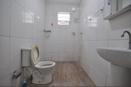 Banheiro de casa para alugar com 1 quarto, 100m² em Parque Novo Mundo, São Paulo