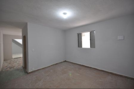Quarto de casa para alugar com 1 quarto, 100m² em Parque Novo Mundo, São Paulo