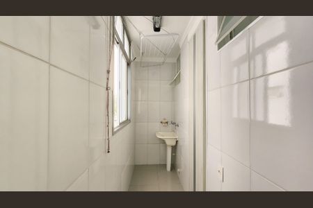 Apartamento à venda com 72m², 3 quartos e 1 vaga Apartamento à venda com 72m², 3 quartos e 1 vagaCozinha e Área de Serviço