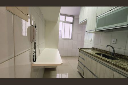 Apartamento à venda com 72m², 3 quartos e 1 vaga Apartamento à venda com 72m², 3 quartos e 1 vagaCozinha e Área de Serviço
