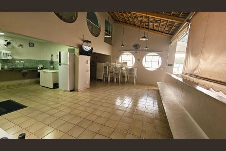 Apartamento à venda com 72m², 3 quartos e 1 vaga Apartamento à venda com 72m², 3 quartos e 1 vagaÁrea comum - Salão de festas