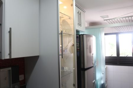 Apartamento à venda com 160m², 2 quartos e 2 vagasCozinha