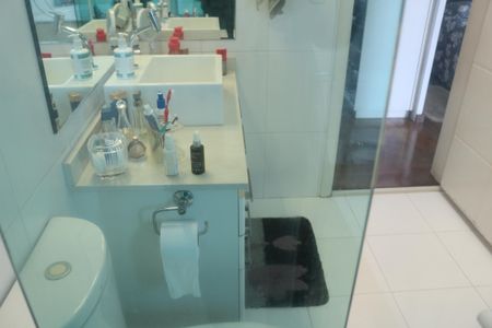 Apartamento à venda com 160m², 2 quartos e 2 vagasBanheiro da Suíte 2