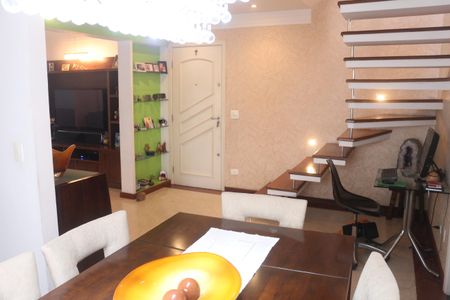 Apartamento à venda com 160m², 2 quartos e 2 vagasSala