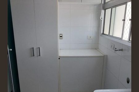 Apartamento à venda com 70m², 3 quartos e 1 vaga Apartamento à venda com 70m², 3 quartos e 1 vagaÁrea de Serviço