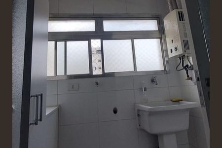 Apartamento à venda com 70m², 3 quartos e 1 vaga Apartamento à venda com 70m², 3 quartos e 1 vagaÁrea de Serviço