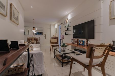 Sala de apartamento à venda com 2 quartos, 95m² em Lagoa, Rio de Janeiro