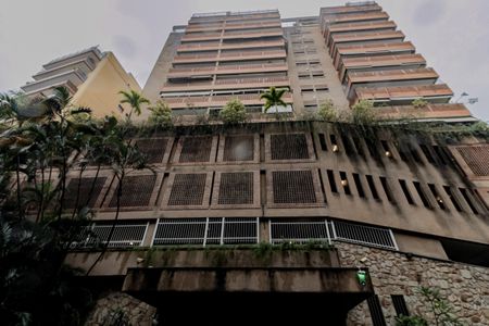 Apartamento à venda com 95m², 2 quartos e 1 vaga Apartamento à venda com 95m², 2 quartos e 1 vagaFachada do Prédio