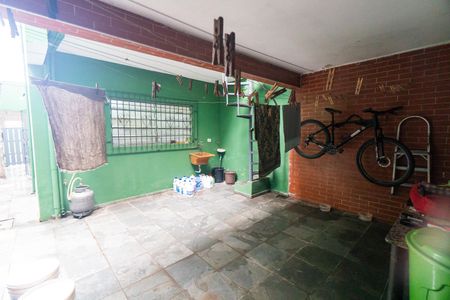 Casa à venda com 170m², 2 quartos e 2 vagasÁrea de Serviço