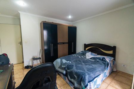 Casa à venda com 170m², 2 quartos e 2 vagasSuite