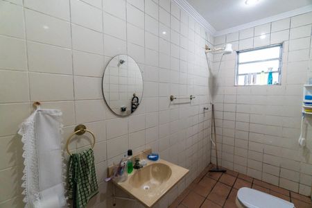 Casa à venda com 170m², 2 quartos e 2 vagasBanheiro da Suite