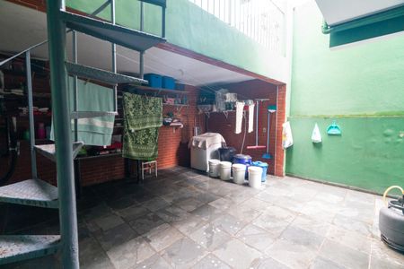 Casa à venda com 170m², 2 quartos e 2 vagasÁrea de Serviço