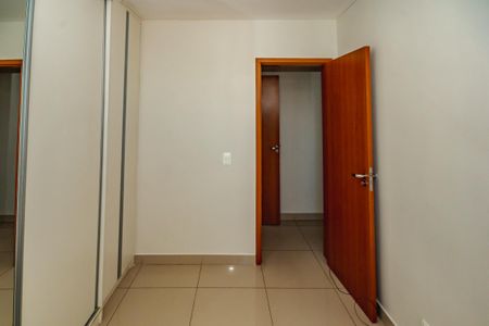 Apartamento à venda com 180m², 3 quartos e 2 vagasQuarto 1