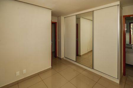 Apartamento à venda com 180m², 3 quartos e 2 vagasQuarto 3