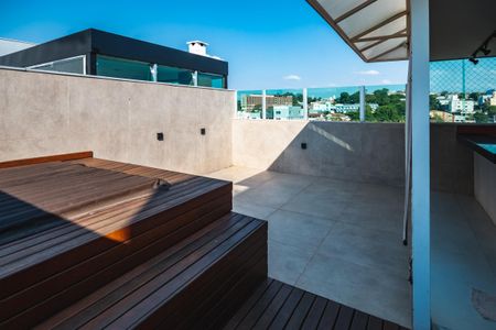 Apartamento à venda com 180m², 3 quartos e 2 vagasÁrea comum - Hidromassagem 