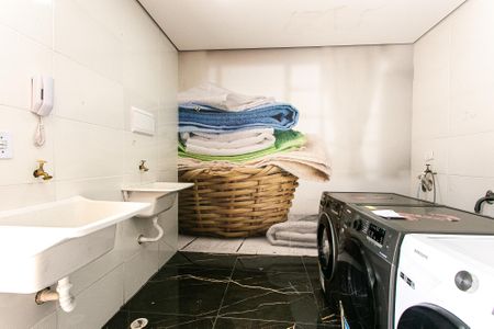 Studio à venda com 18m², 1 quarto e sem vaga Studio à venda com 18m², 1 quarto e sem vagaÁrea comum - Lavanderia