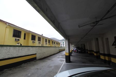 Apartamento à venda com 58m², 2 quartos e 1 vagaÁrea comum