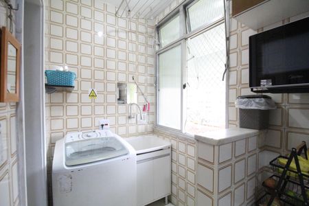 Apartamento à venda com 58m², 2 quartos e 1 vagaÁrea de serviço