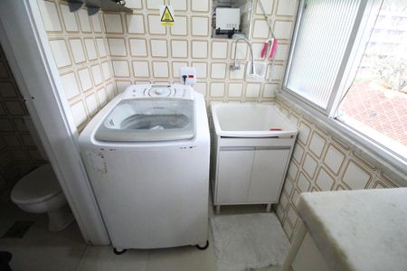 Apartamento à venda com 58m², 2 quartos e 1 vagaÁrea de serviço