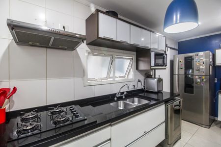 Apartamento à venda com 122m², 3 quartos e 2 vagas Apartamento à venda com 122m², 3 quartos e 2 vagasCozinha