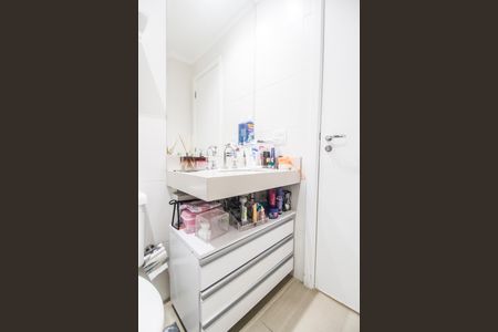 Apartamento à venda com 122m², 3 quartos e 2 vagas Apartamento à venda com 122m², 3 quartos e 2 vagasBanheiro da Suíte