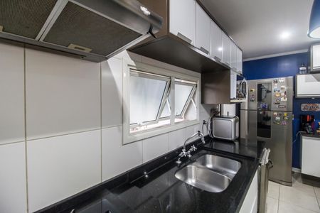 Apartamento à venda com 122m², 3 quartos e 2 vagas Apartamento à venda com 122m², 3 quartos e 2 vagasCozinha