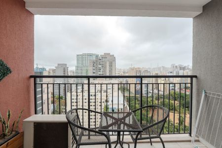 Varanda de kitnet/studio para alugar com 1 quarto, 24m² em Consolação, São Paulo
