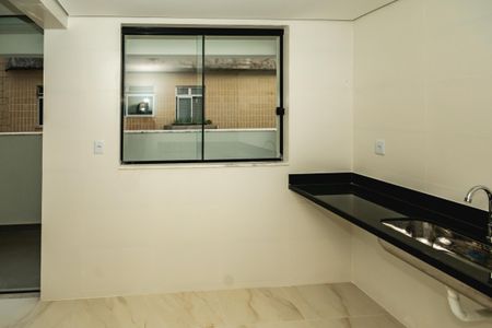 Apartamento à venda com 85m², 3 quartos e 2 vagasCozinha