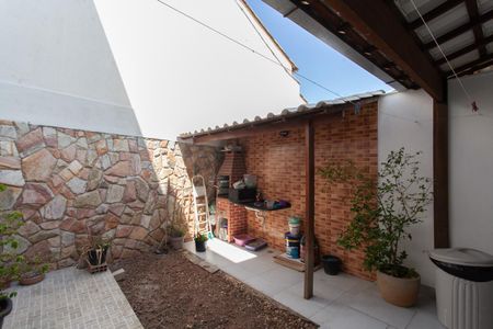 Casa à venda com 140m², 2 quartos e 2 vagasEspaço Gourmet 