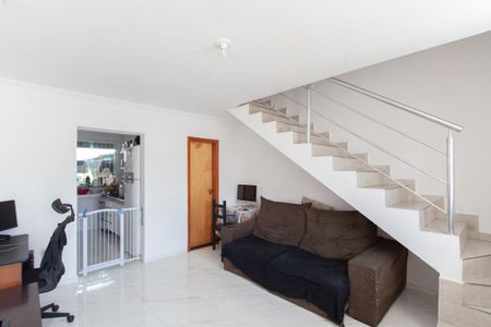 Sala de casa à venda com 2 quartos, 140m² em Santa Monica, Belo Horizonte