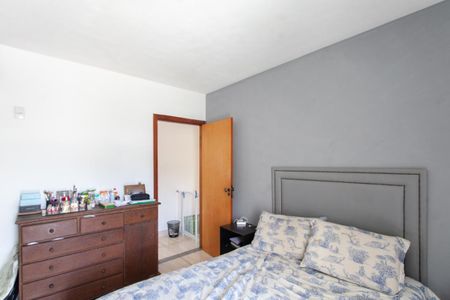 Casa à venda com 140m², 2 quartos e 2 vagasSuíte 1