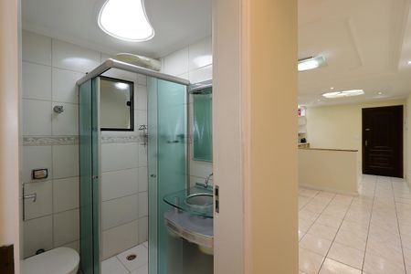 Apartamento à venda com 66m², 2 quartos e 2 vagasCorredor