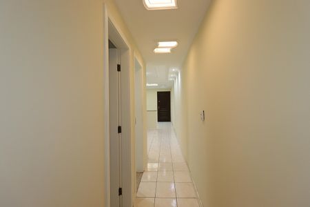 Apartamento à venda com 66m², 2 quartos e 2 vagasCorredor