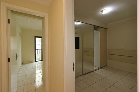 Corredor de apartamento à venda com 2 quartos, 66m² em Vila América, Santo André