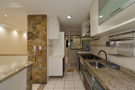 Apartamento à venda com 66m², 2 quartos e 2 vagasCozinha