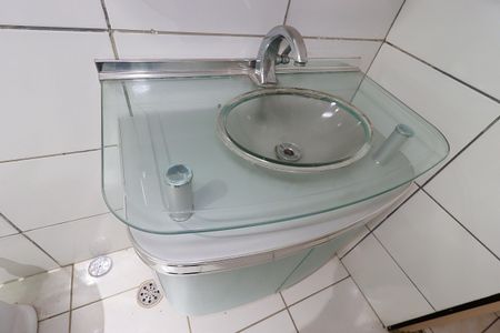 Apartamento à venda com 66m², 2 quartos e 2 vagasBanheiro da Suíte