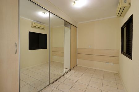 Apartamento à venda com 66m², 2 quartos e 2 vagasSuíte