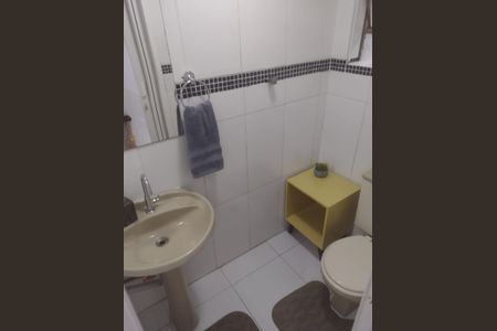 Apartamento à venda com 72m², 2 quartos e sem vagaBanheiro Social