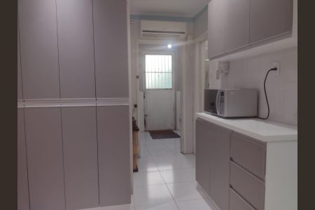 Apartamento à venda com 72m², 2 quartos e sem vagaCozinha