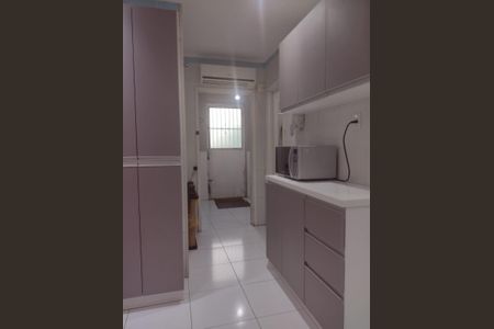 Apartamento à venda com 72m², 2 quartos e sem vagaCozinha