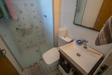Apartamento à venda com 49m², 2 quartos e 1 vaga Apartamento à venda com 49m², 2 quartos e 1 vagaBanheiro