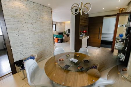 Apartamento à venda com 154m², 3 quartos e 3 vagas Apartamento à venda com 154m², 3 quartos e 3 vagasSala 2