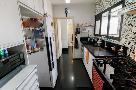 Apartamento à venda com 154m², 3 quartos e 3 vagas Apartamento à venda com 154m², 3 quartos e 3 vagasCCozinha